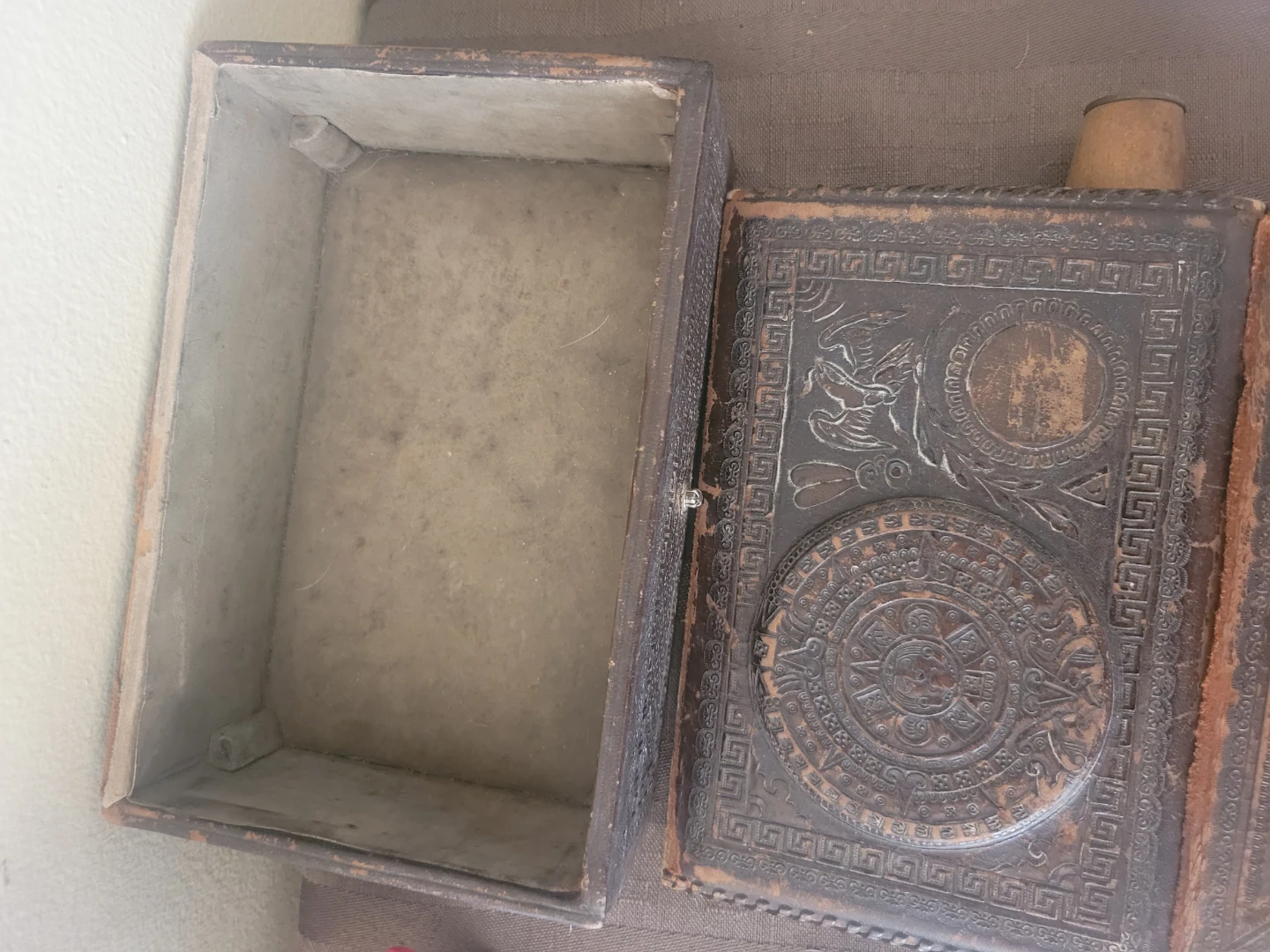 Collection of Miniature Collectibles & Memorabilia - photo 4