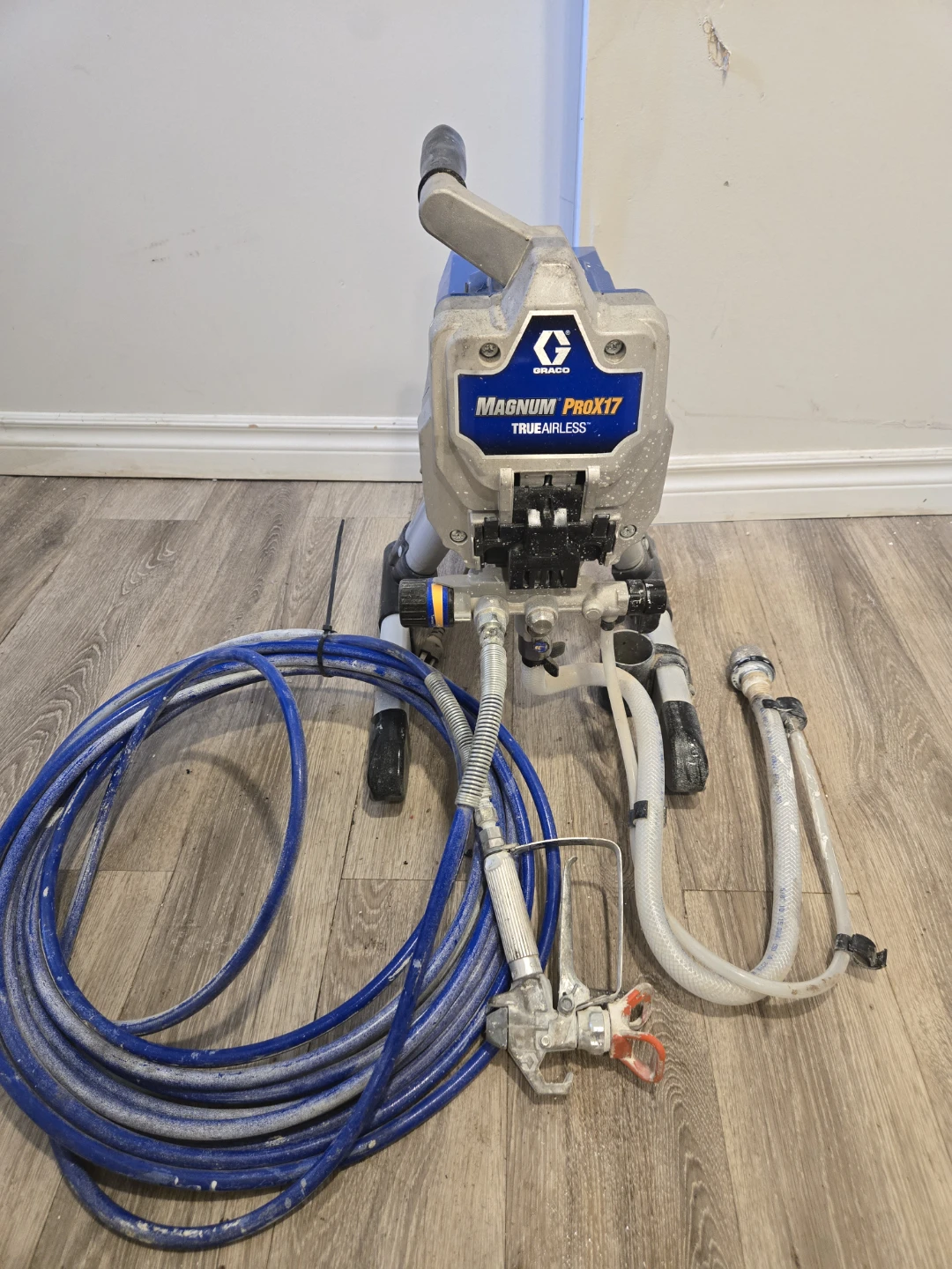 Graco Magnum ProX17 TrueAirless Paint Sprayer - photo 2
