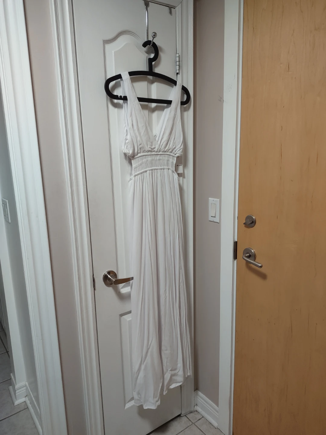 White Maxi Dress - new with tags - size x-small