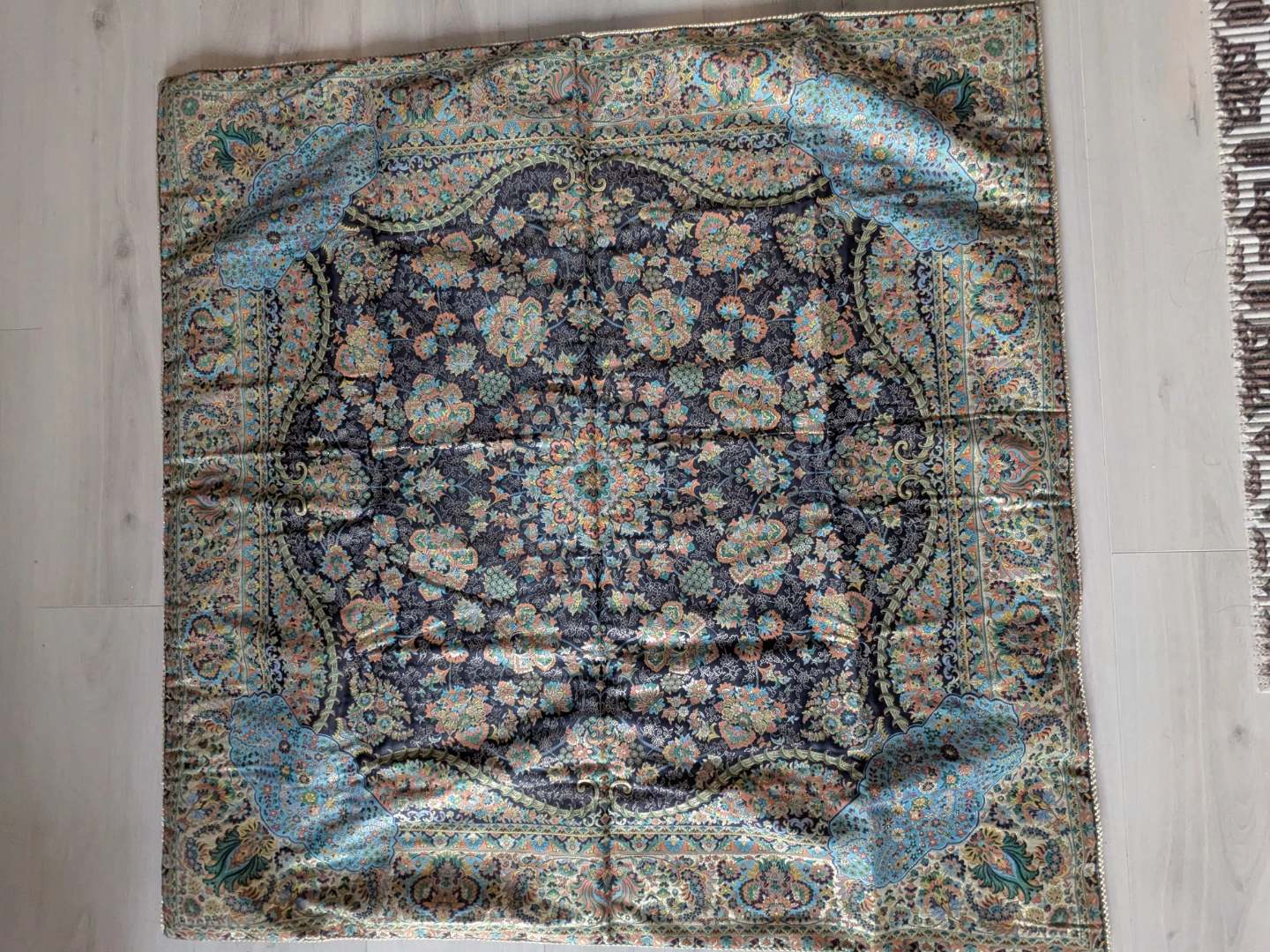 Intricate Floral Pattern Throw or Wall Hanging - photo 2