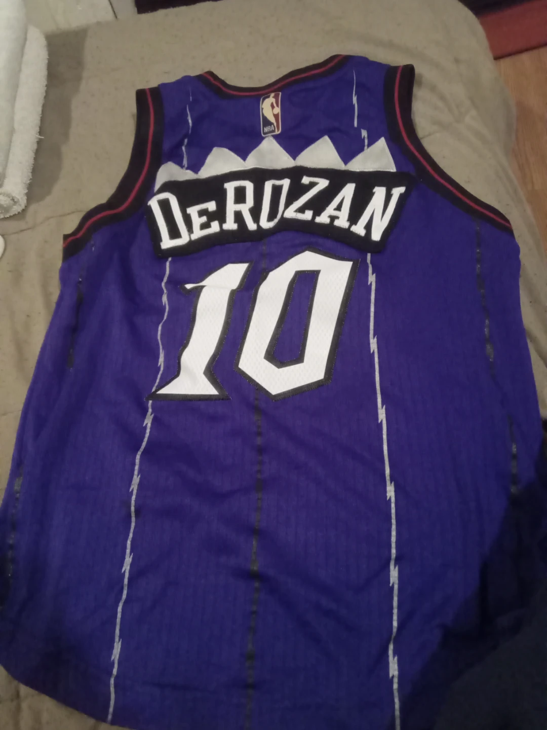 DeRozan 10 Toronto Raptors Adidas Jersey - photo 2
