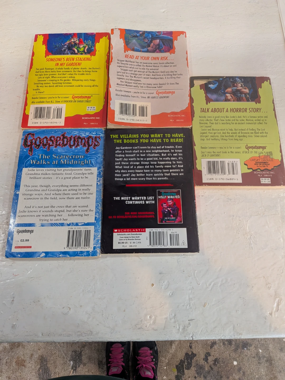 R.L. Stine Goosebumps Book Collection - photo 3