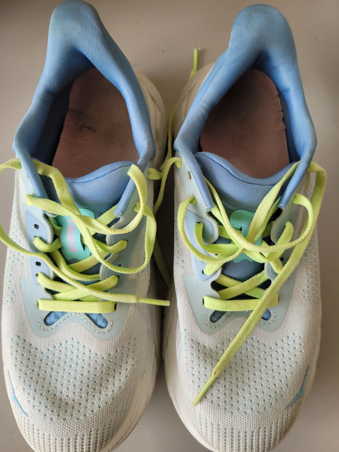 Hoka Arahi 7 Running Shoes size 7B - photo 2