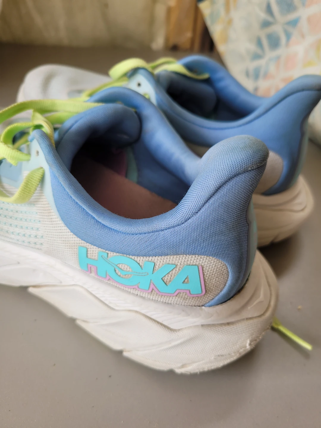 Hoka Arahi 7 Running Shoes size 7B - photo 3