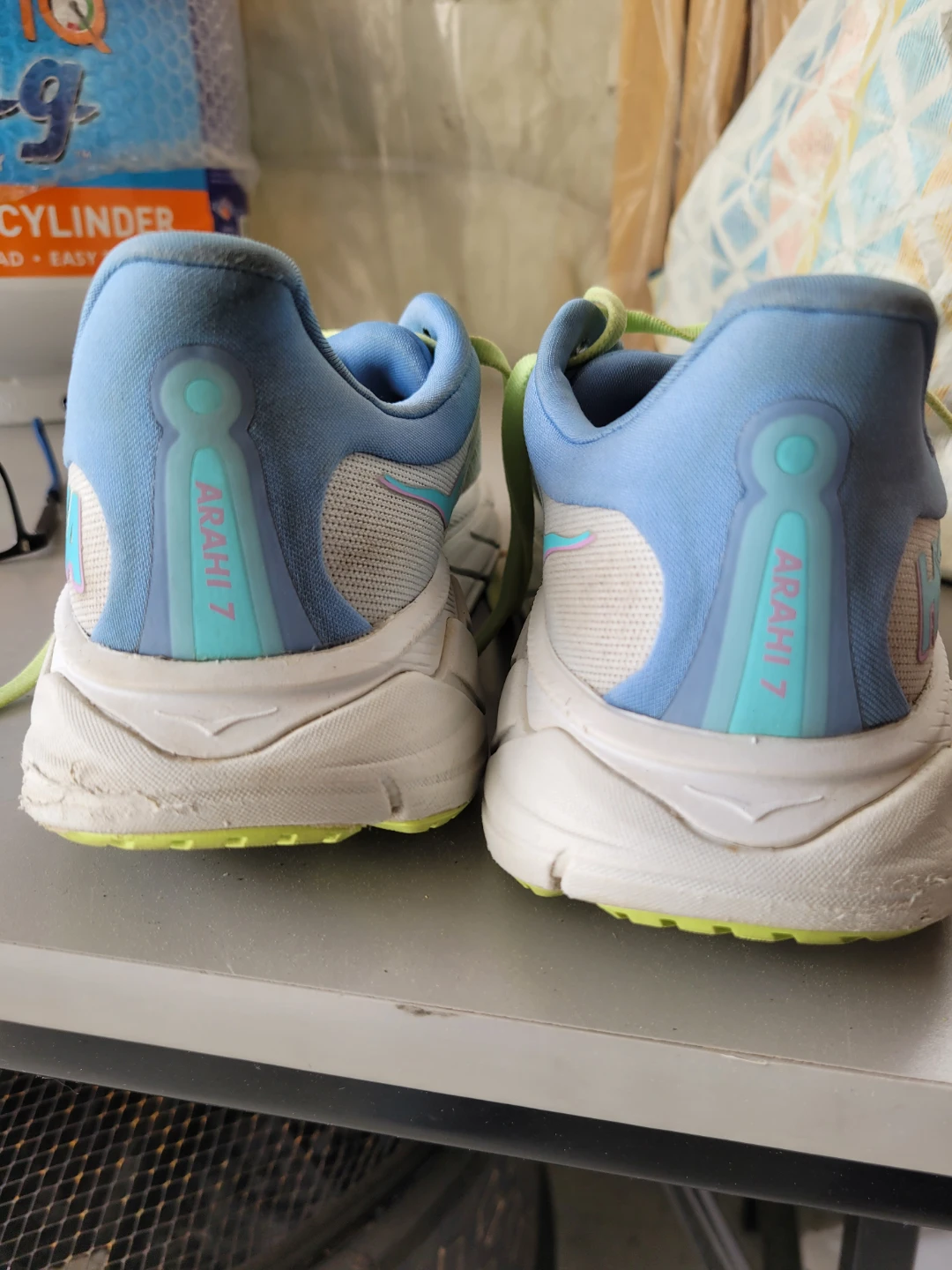 Hoka Arahi 7 Running Shoes size 7B - photo 4