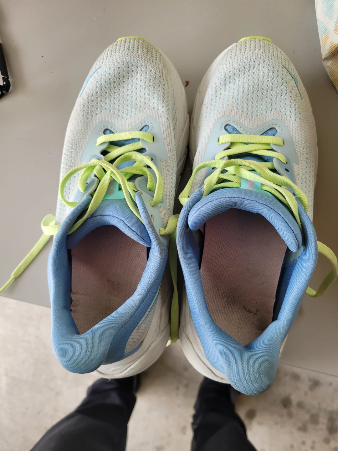 Hoka Arahi 7 Running Shoes size 7B - photo 5