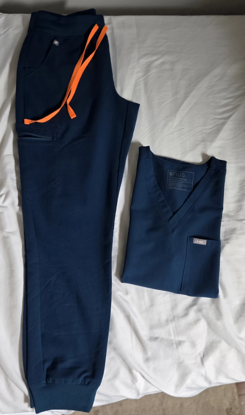 FIGS Scrub Top and Jogger Set - Multiple Colours