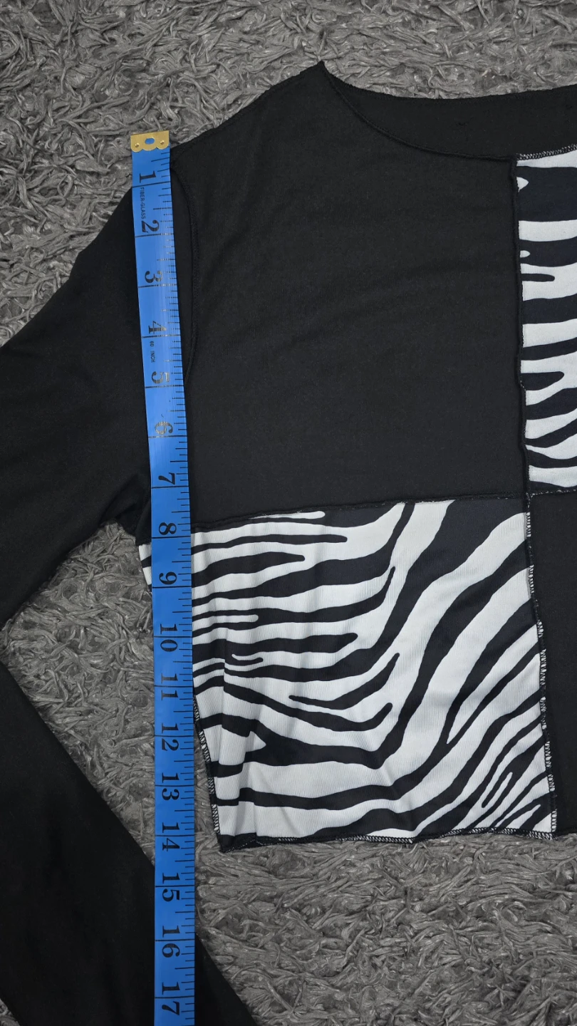 Long Sleeve Patchwork Crop Top - photo 4
