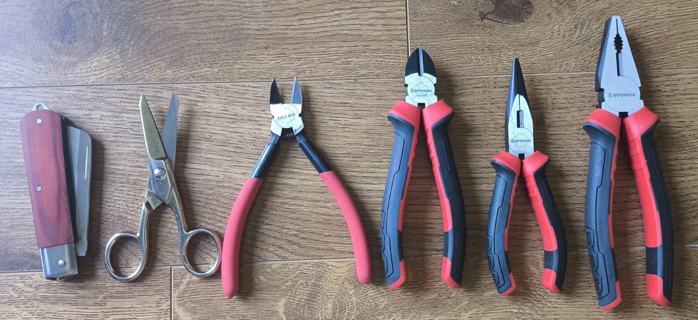 Safesense & Sike Pliers Set with Scissors