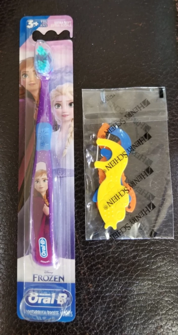 Oral-B Frozen Toothbrush +floss