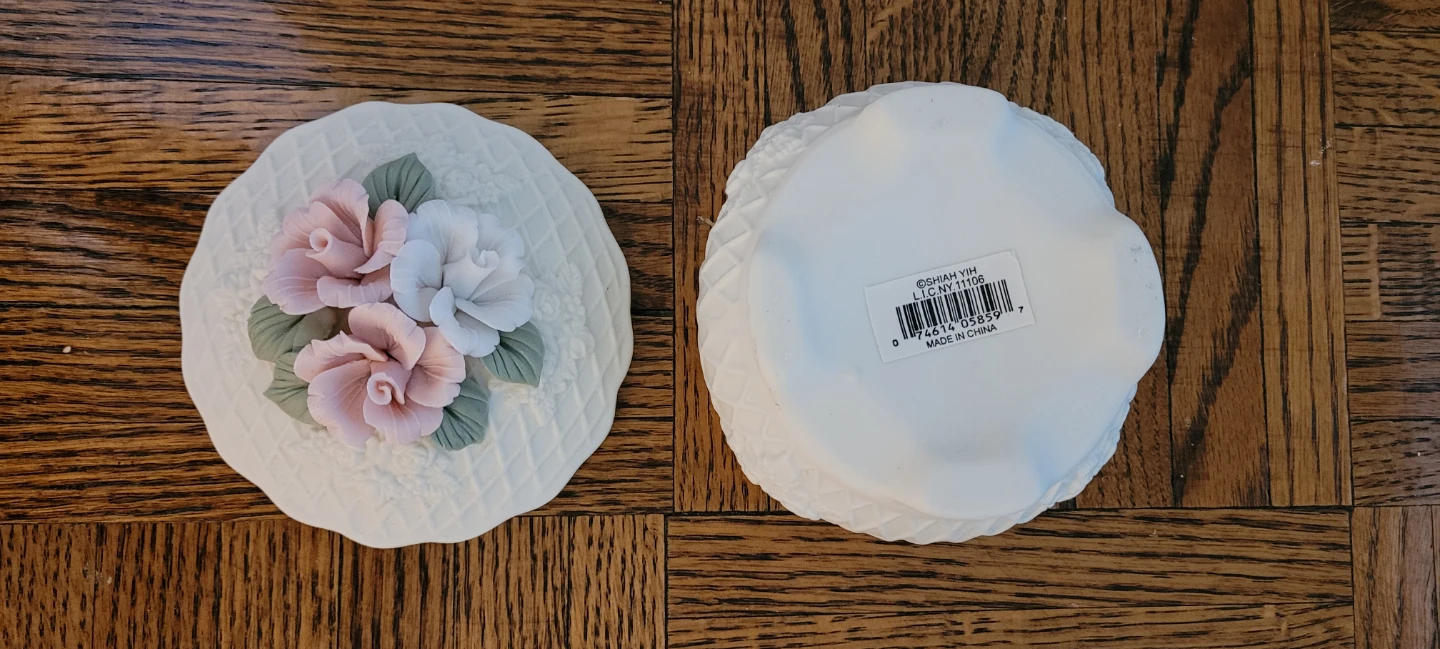 Shiah Yih Porcelain Floral Trinket Box - photo 3