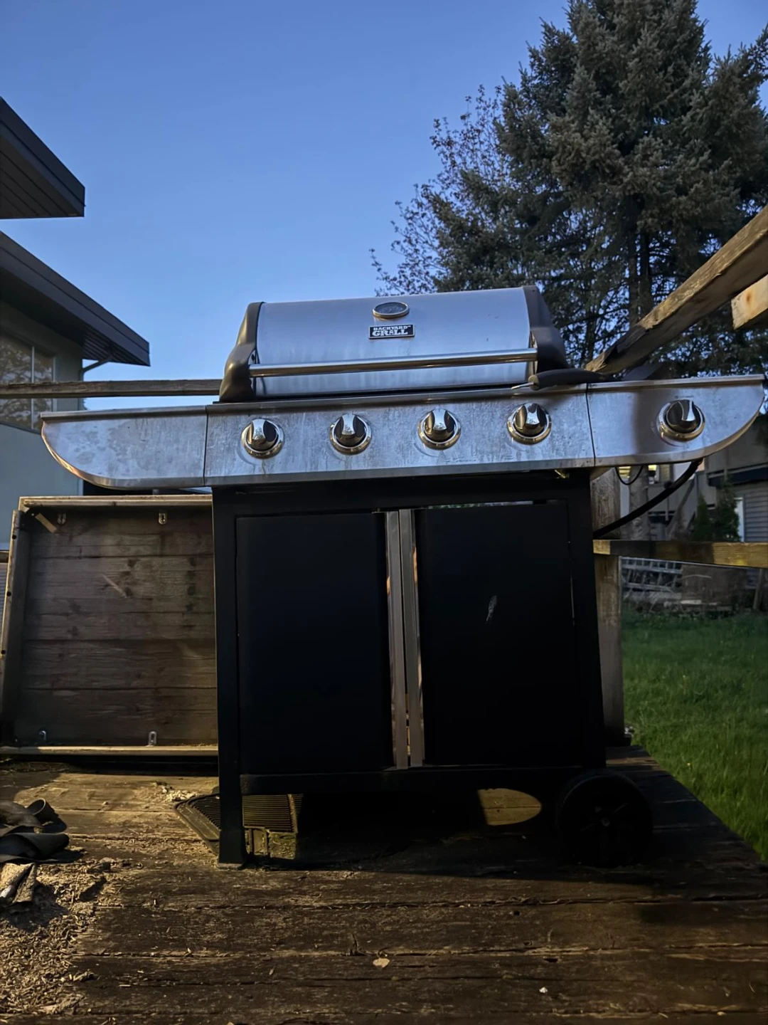Broil King Gas Grill - photo 2