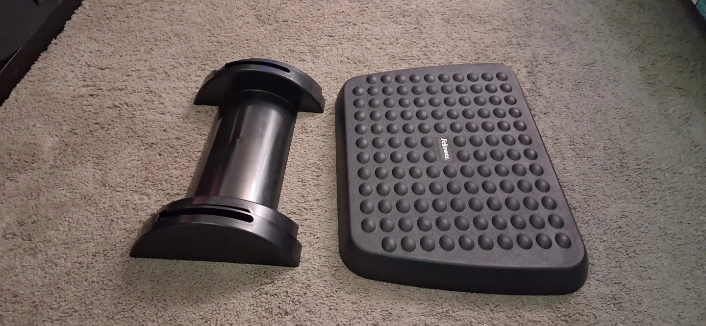 Fellowes Footrest - photo 4
