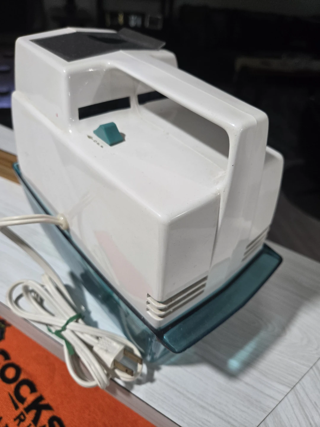 Vintage Oster Snowflake Ice Crusher - photo 3