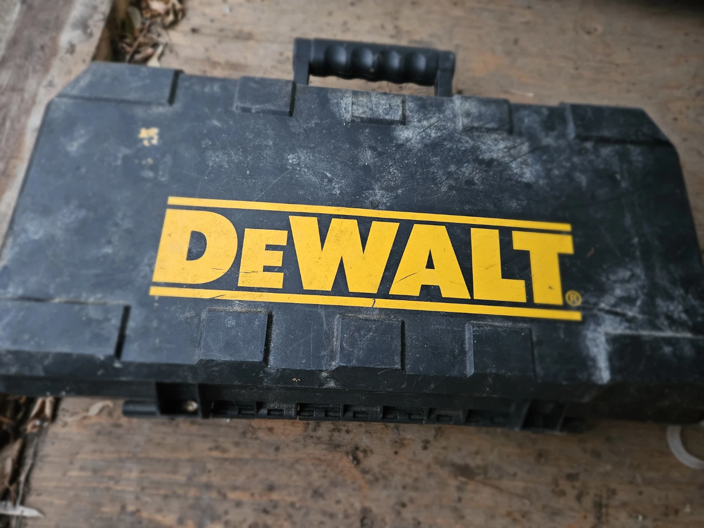 DeWalt DW304P Reciprocating Saw with Case - photo 2