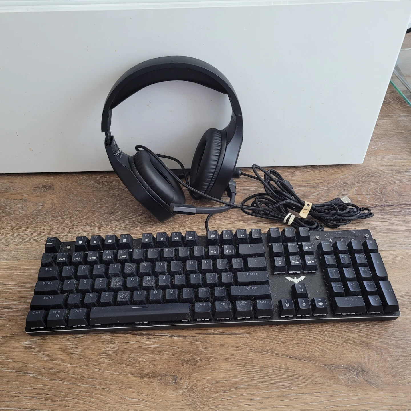 Black Gaming Keyboard and Headphones Combo