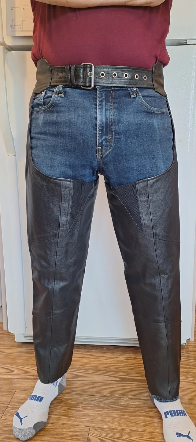 Ultimate Leather Motorcycle Chaps Size M