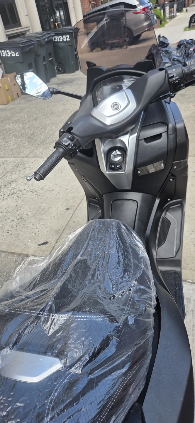 Zoumt 150 Scooter