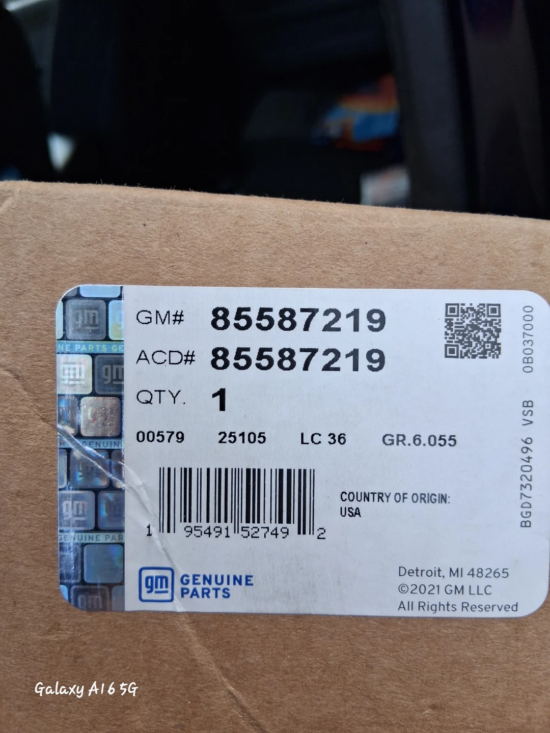 GM Genuine Parts CV Axle Shaft 85587219