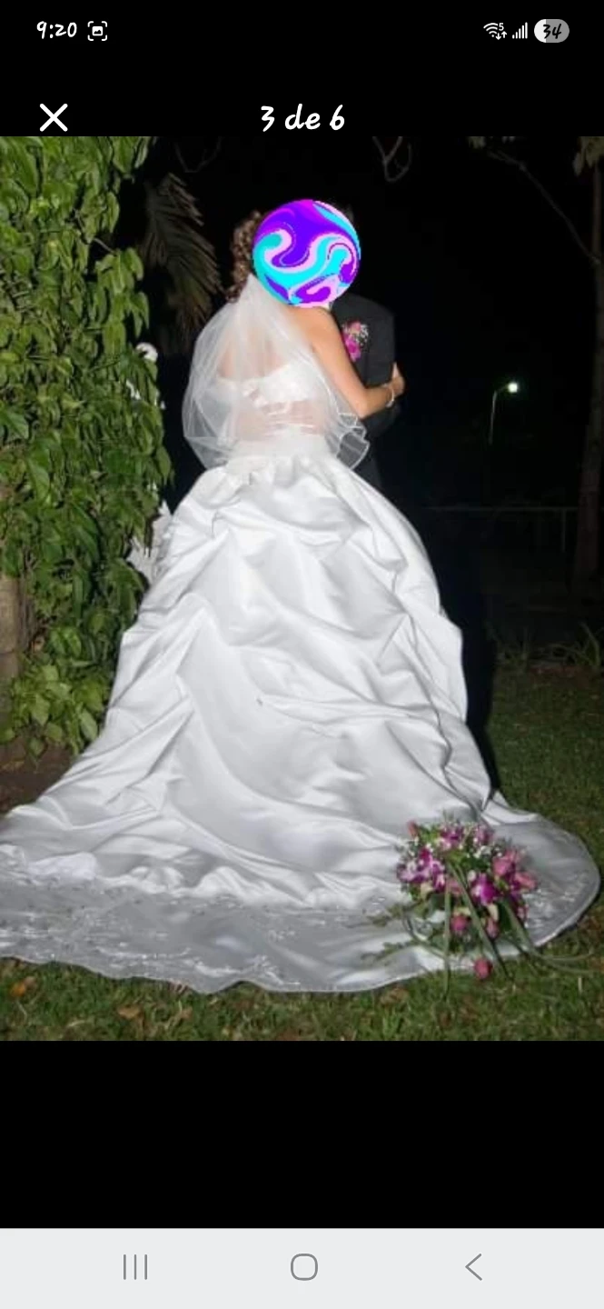 White Wedding Dress with Veil - photo 3