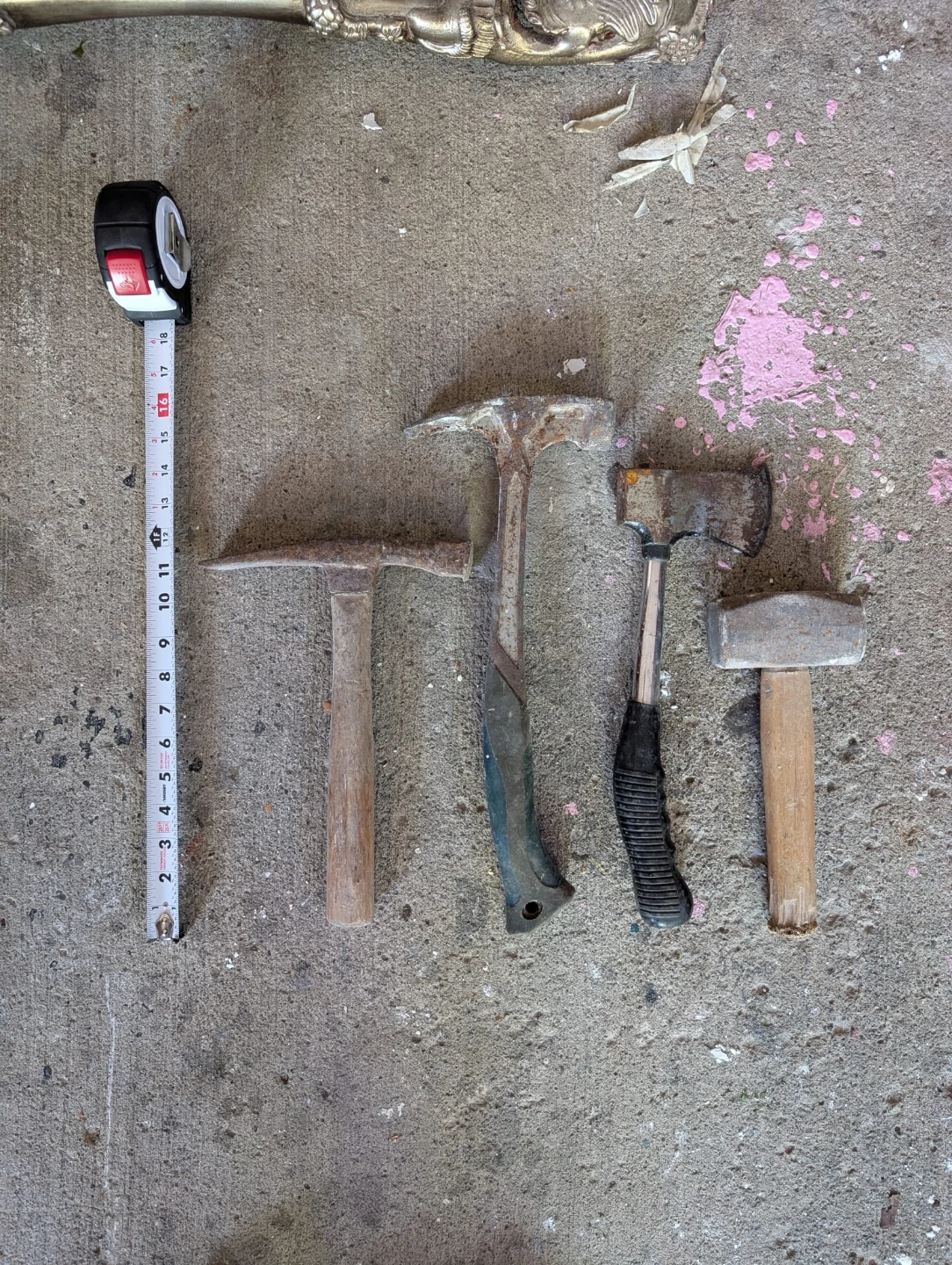Lot of 4 Assorted Hammers and Axe - photo 2