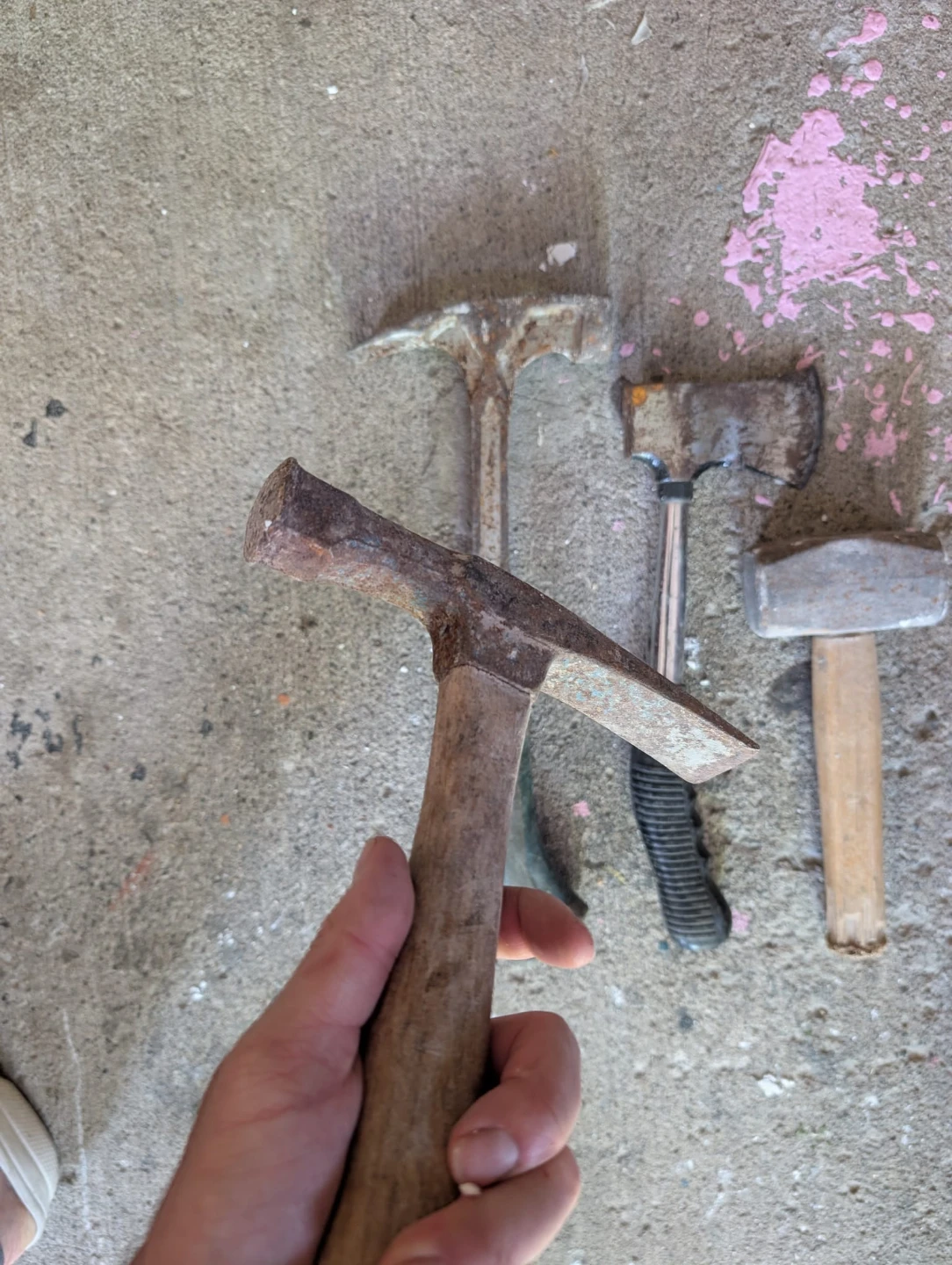 Lot of 4 Assorted Hammers and Axe - photo 3