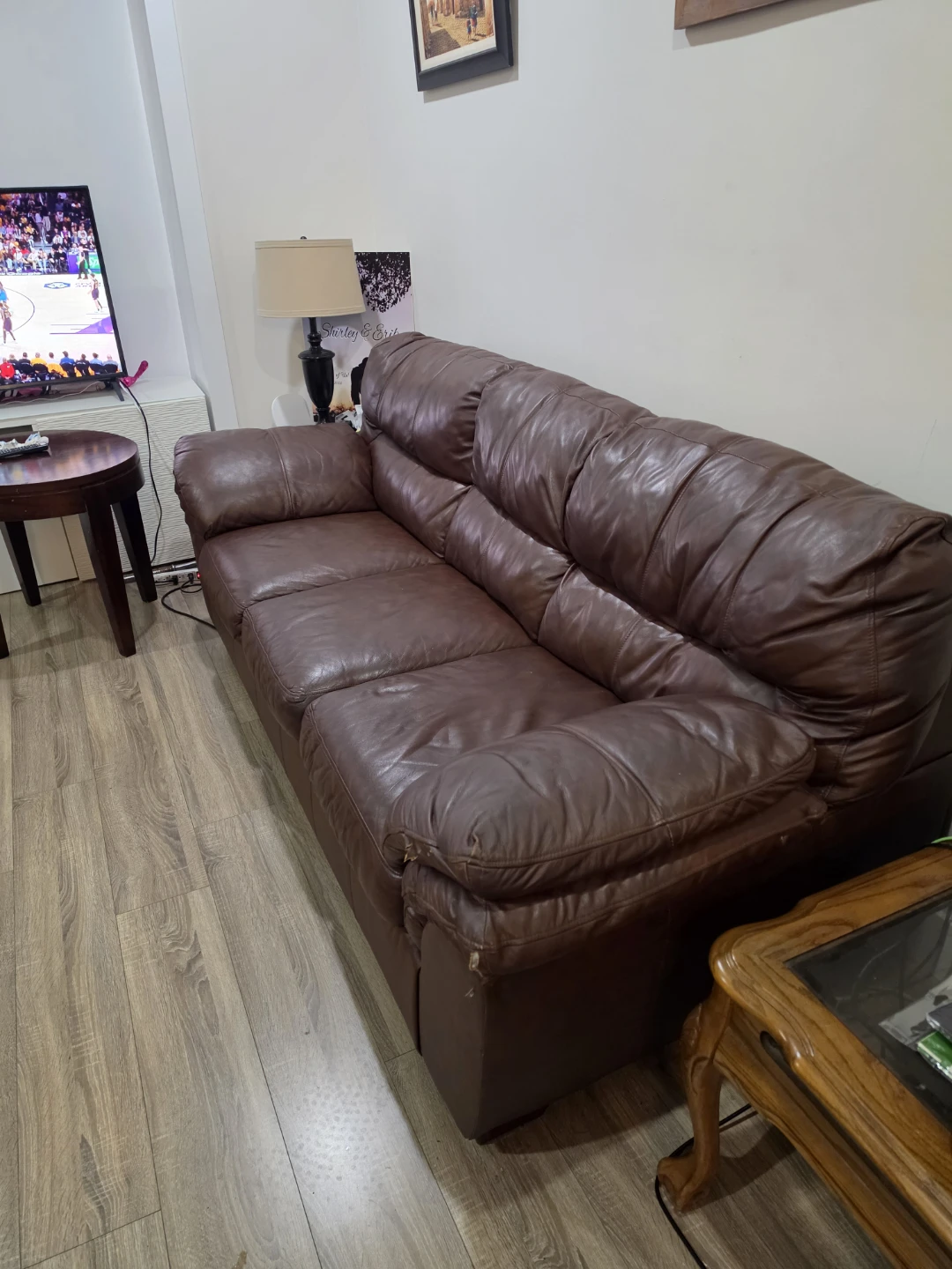 7.5ft Brown Leather Sofa – Great Comfort! - photo 3