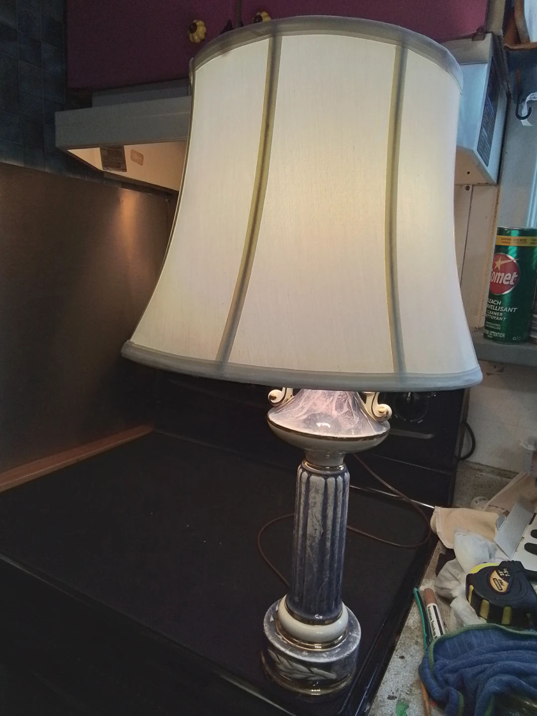 Vintage MCM Hollywood Regency Ceramic Column Table Lamp - photo 2