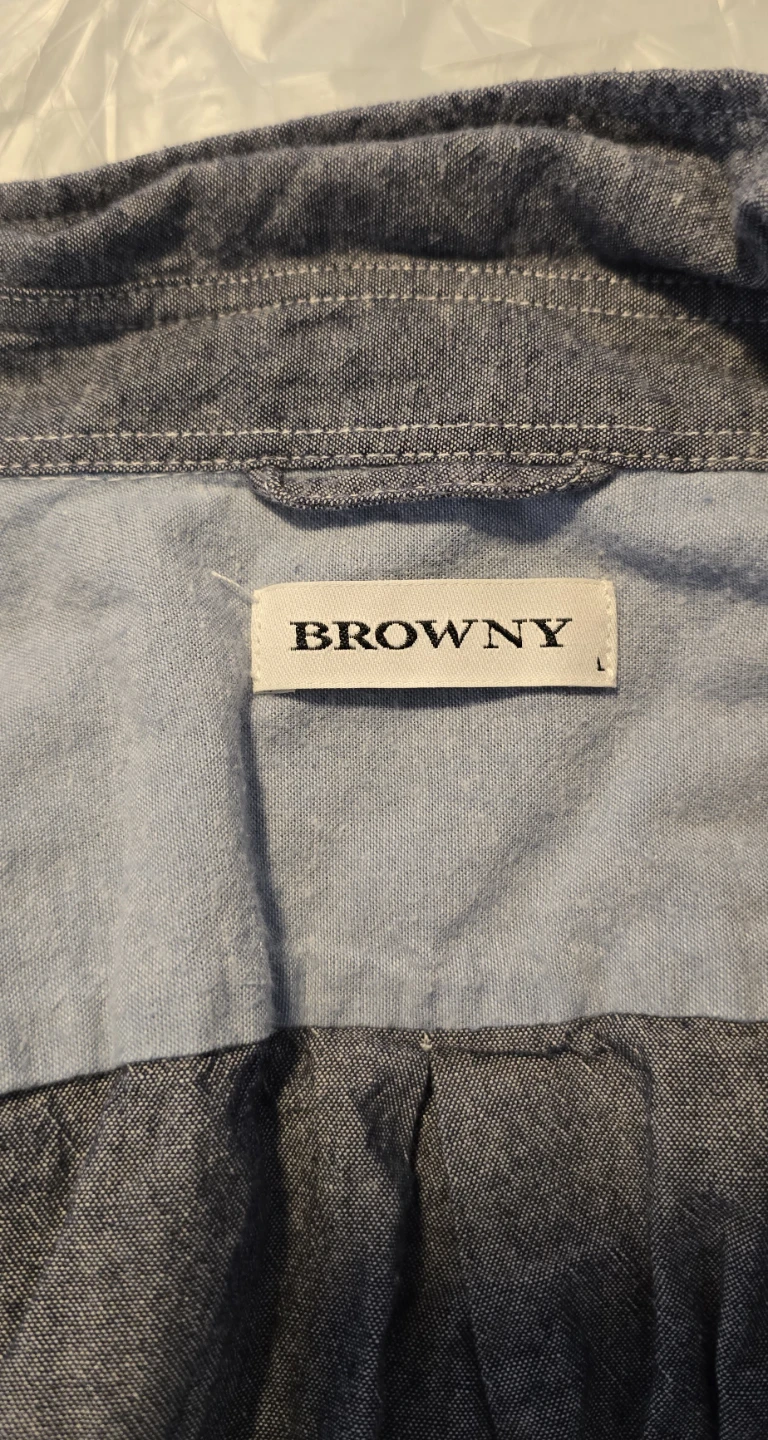 BROWNY Button-Up Shirt - Large