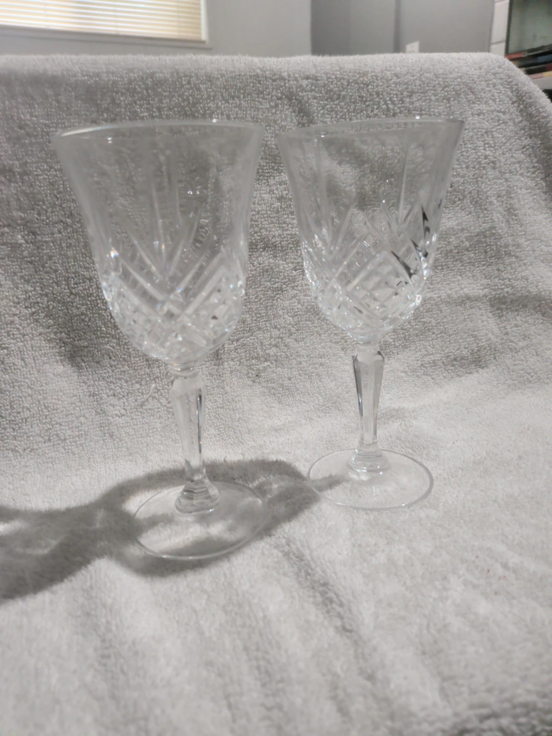Set of 2 Crystal Wine Glasses - photo 3