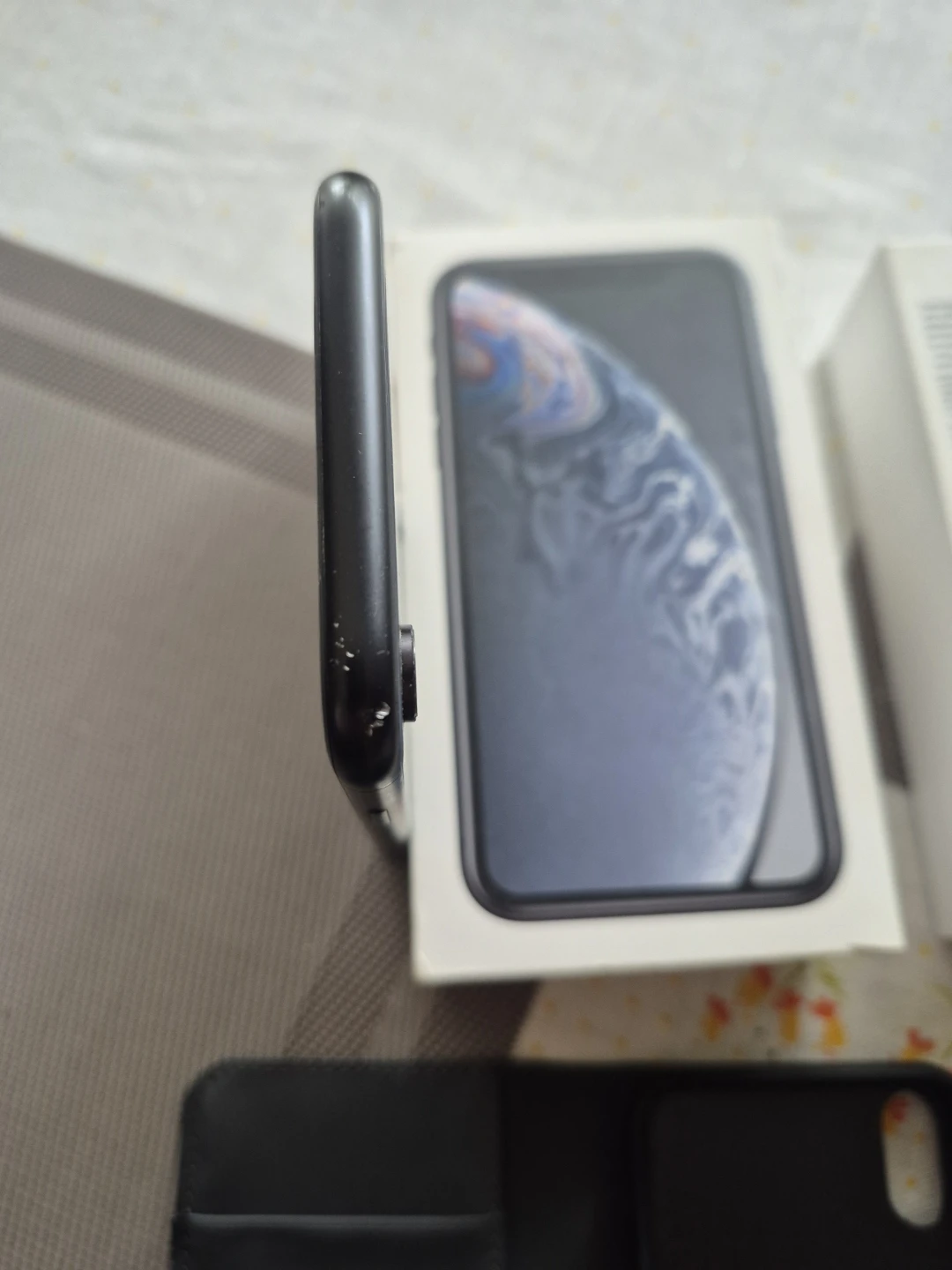Apple iPhone XR, Black 64gb - photo 3