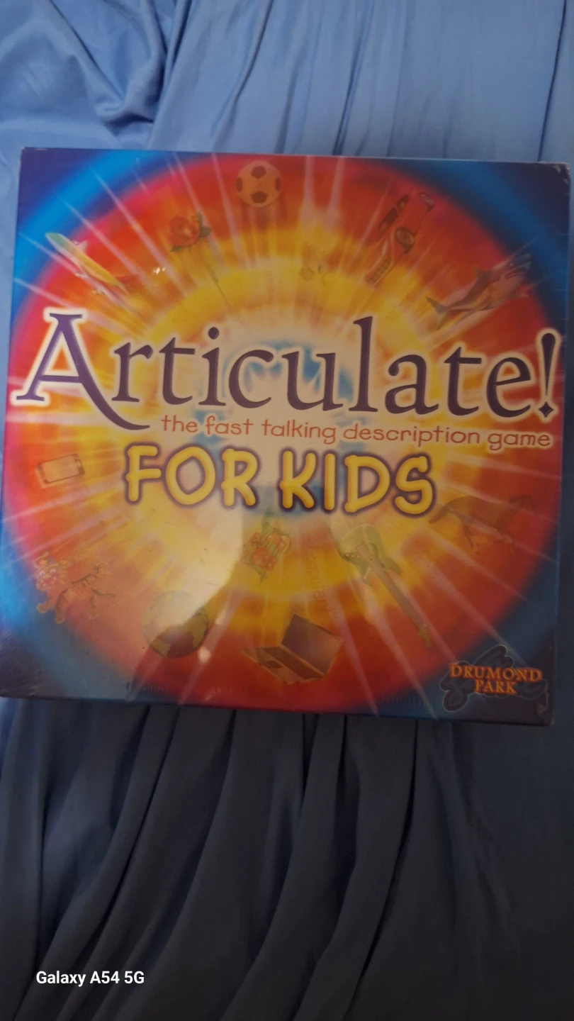Articulate! For Kids Description Game