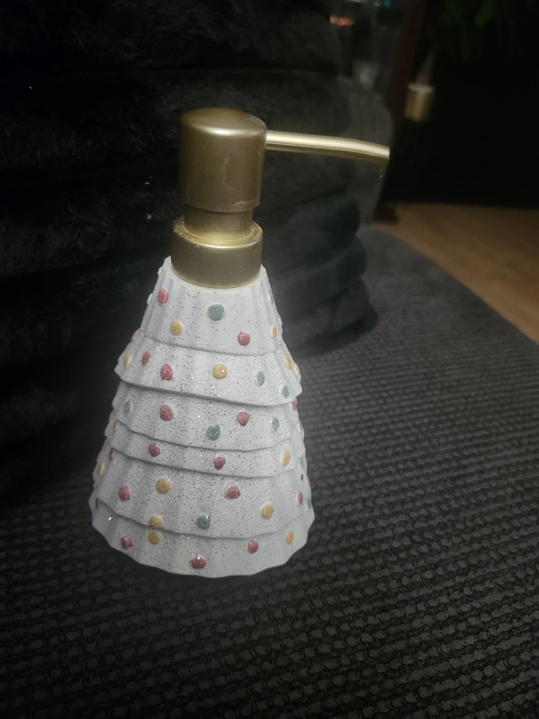 Christmas Tree Soap Dispenser - photo 2