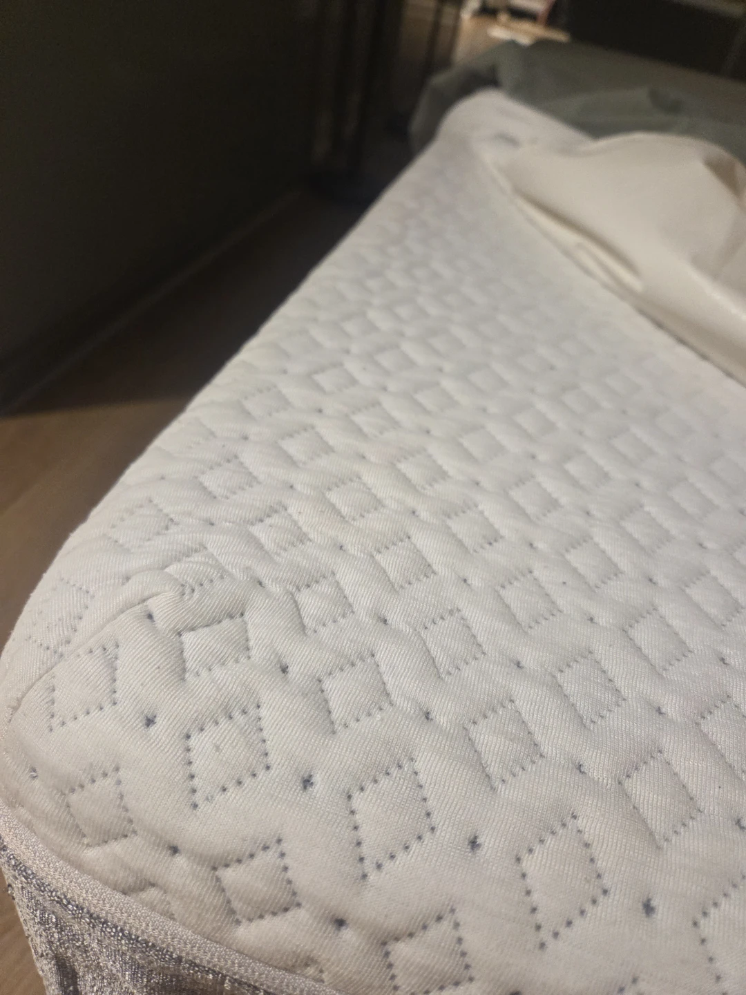 Endy Mattress + solid wood bed queen - photo 3