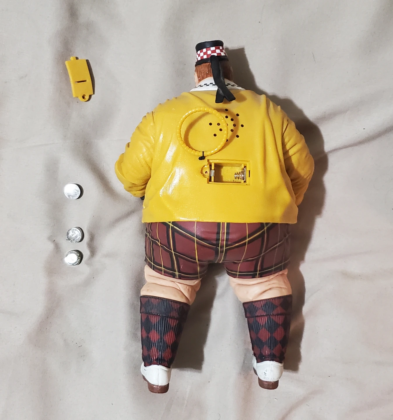 Action Figure with Yellow Jacket and Plaid Kilt - photo 2