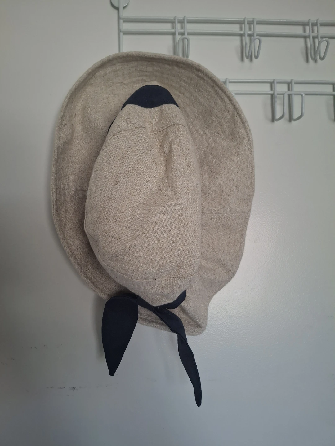 Beige Linen Bucket Hat with Dark Blue Bow - photo 3
