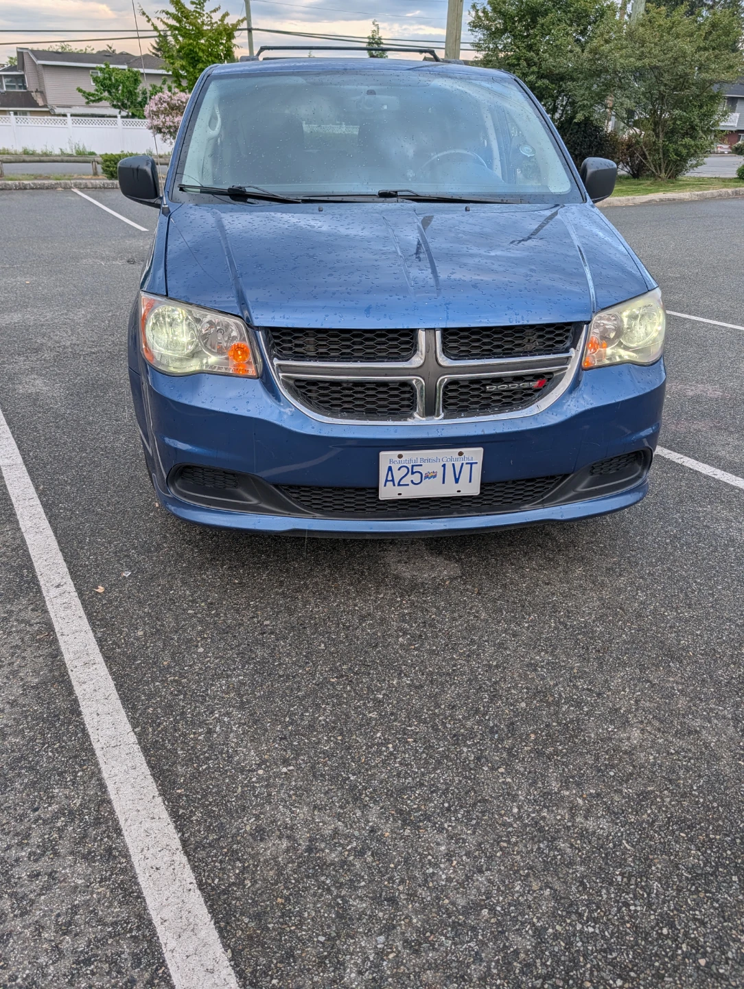 2012 Dodge caravan sxt - photo 3