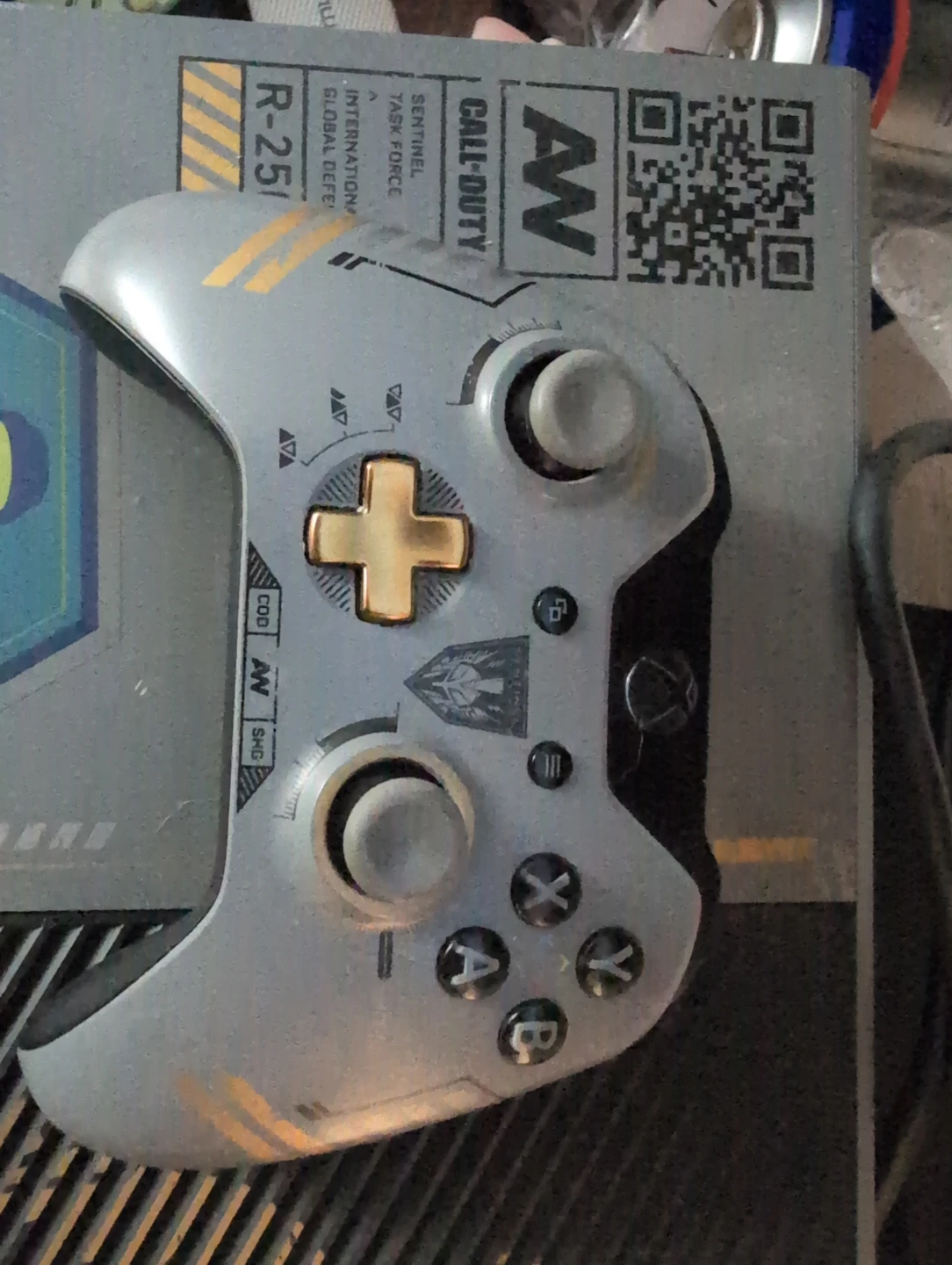 Xbox One S 1TB Console - Advanced Warfare Edition - photo 3