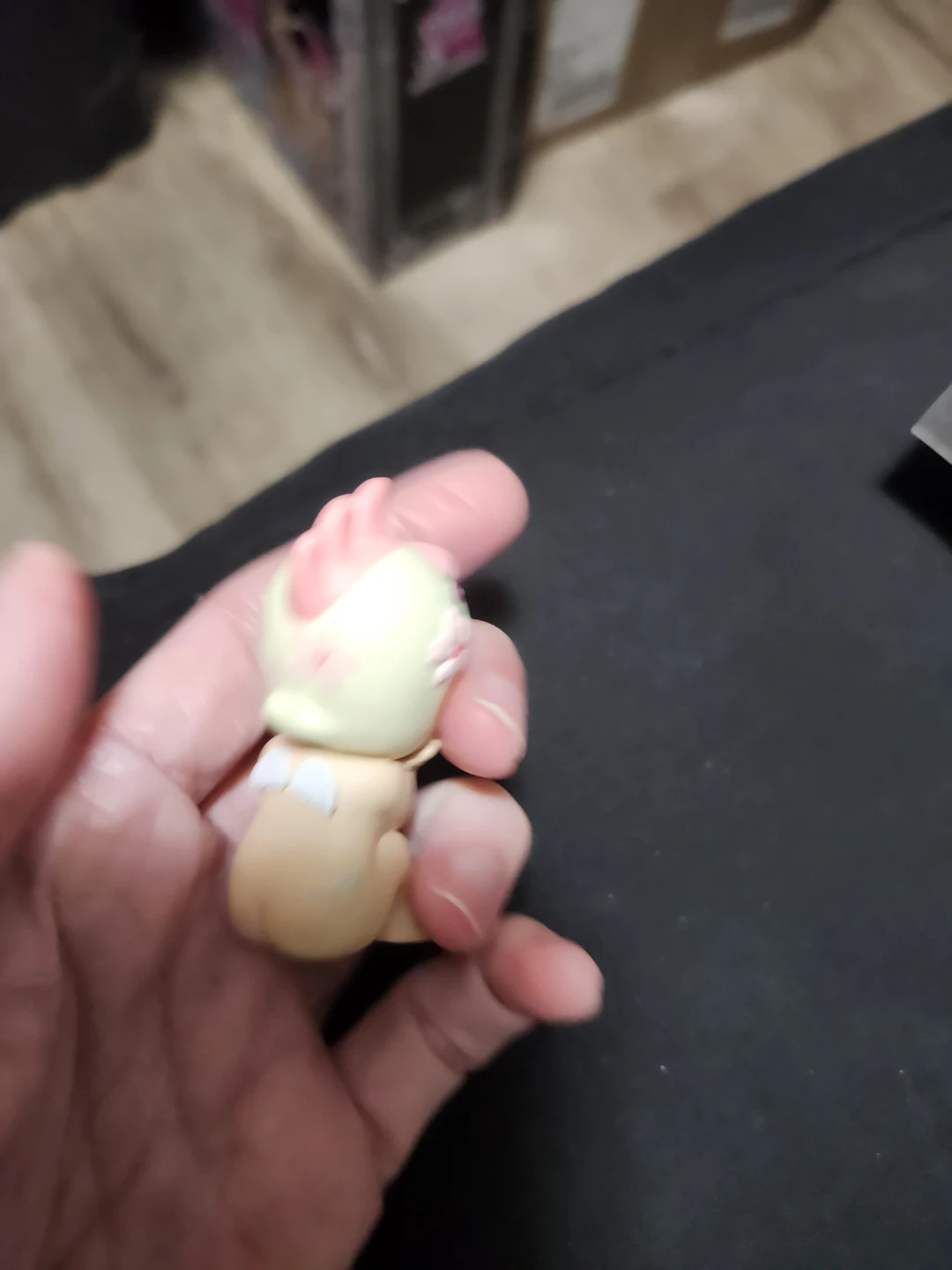 $5 figurine - photo 3