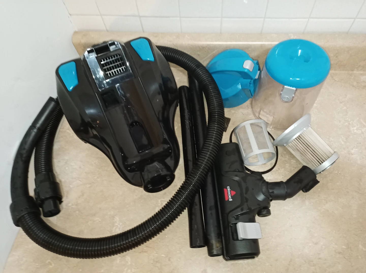 BISSELL PowerForce Bagless Canister Vacuum - photo 2