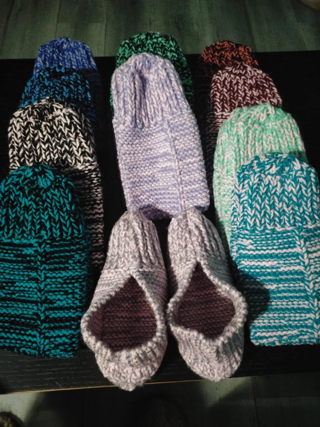 Hand-knitted Slippers - photo 2