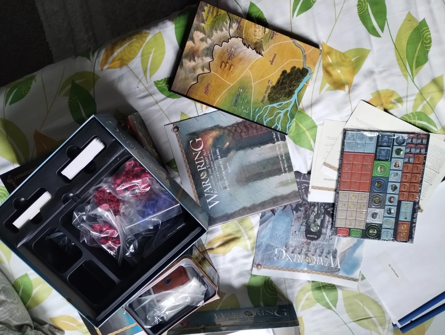 War of the Ring: The Board Game And Expansion - photo 3