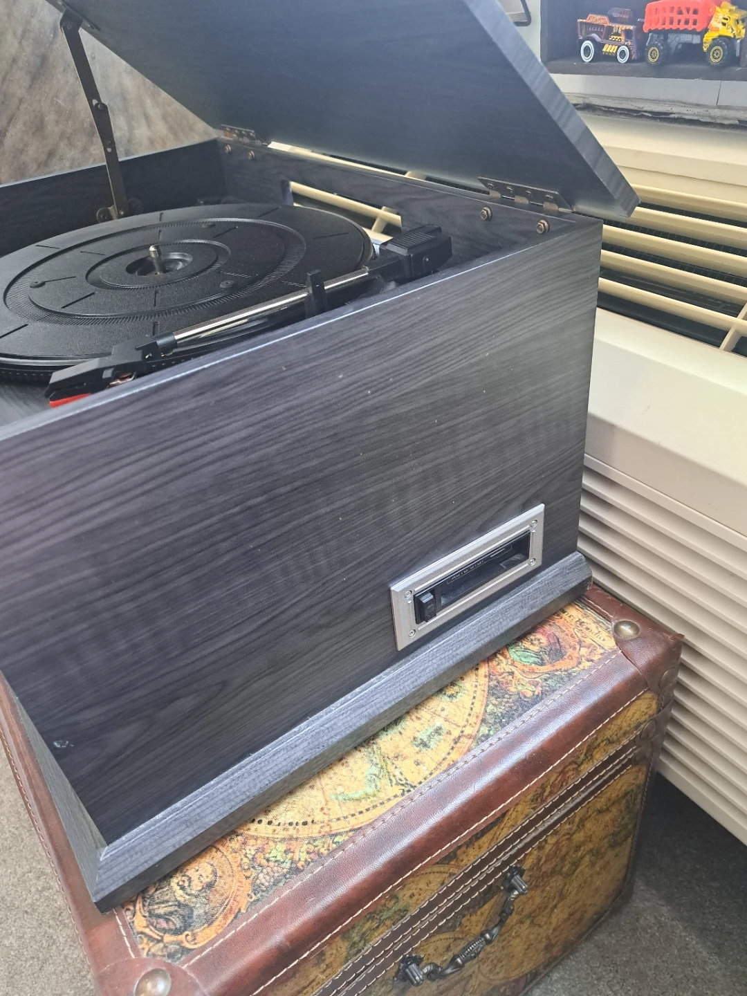 Record Player Turntable with CD Player, AM/FM Radio. - photo 3