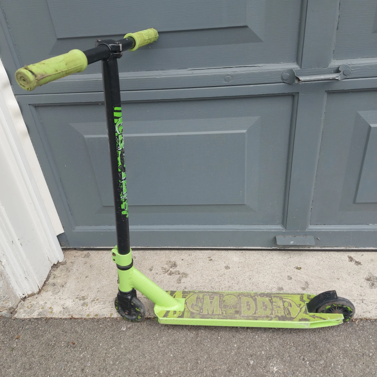 Madd Gear Carve Pro Scooter