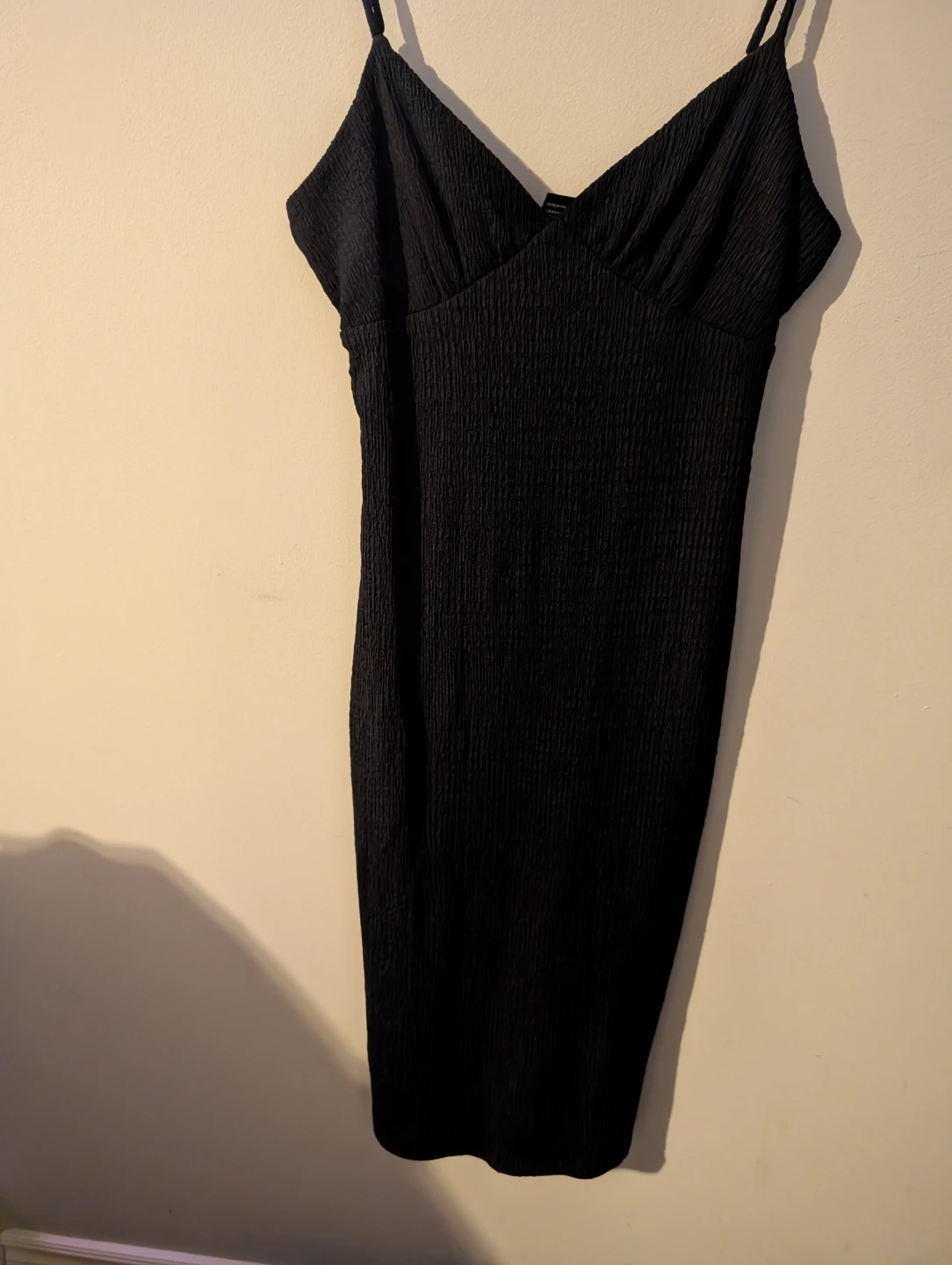 Forever 21 Black Textured Cami Dress - Size Medium - photo 3