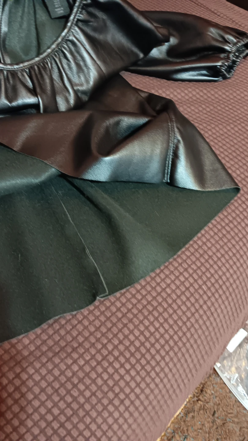 Maison Chic Faux Leather Black Top - Size S - photo 5