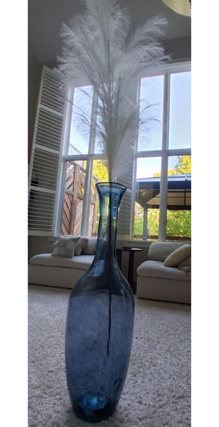 Large Blue Glass Vase with Tall White Feathers - photo 3