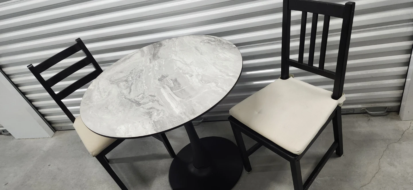 Dinning table with 2 chairs - photo 3