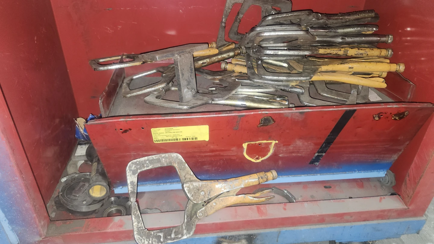 Large Rolling Tool Chest with Various Tools - photo 2