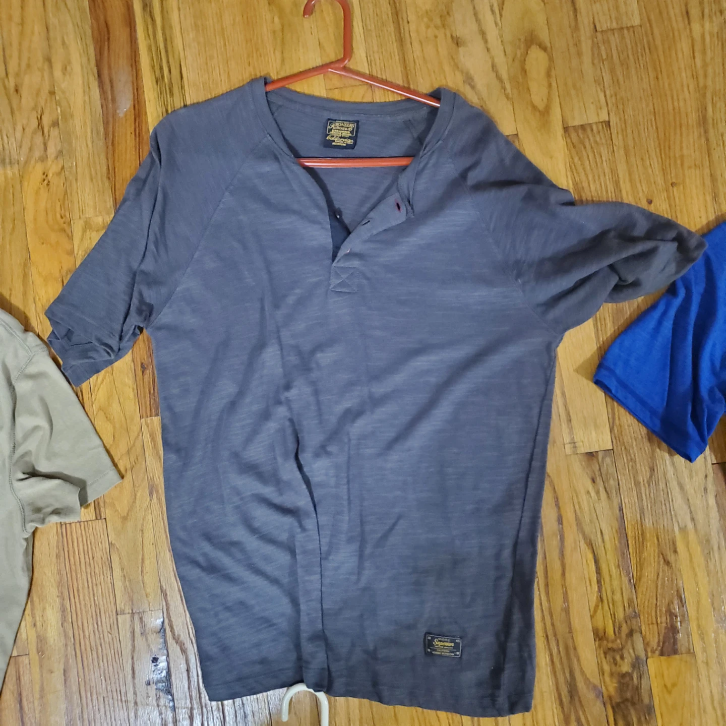 NEW American eagle Shirts in Large for $20 each for all $480